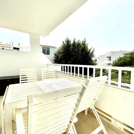 Apartament Dream Apartment, Wifi, Pool, Near The Los Charcos Beach *