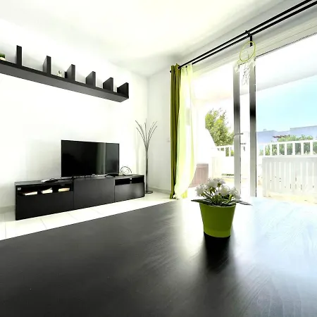 Dream Apartment, Wifi, Pool, Near The Los Charcos Beach Apartment Costa Teguise